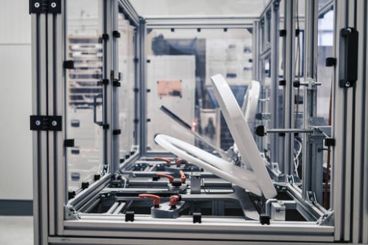 Kompromisslose Qualität seit über 100 Jahren. Bei der Qualität unserer WC-Sitze gehen wir keine Kompromisse ein. Hochwertige Materialien und ausgiebige Test stehen bei Hamberger Sanitary an oberster Stelle.
